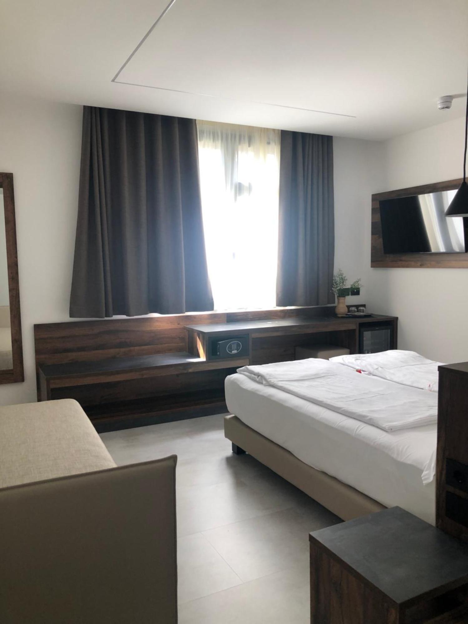 Villa Regina Riva del Garda Exterior foto