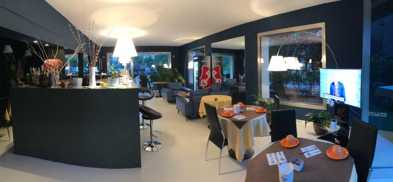 Villa Regina Riva del Garda Exterior foto